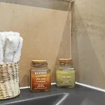 Mona Lisa 滨海卡瓦莱尔