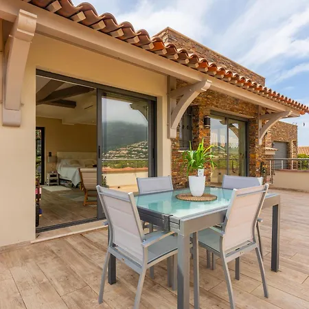 Mona Lisa Вилла Кавалер-сюр-Мер